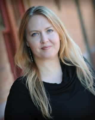 Connilyn Cossette, Author